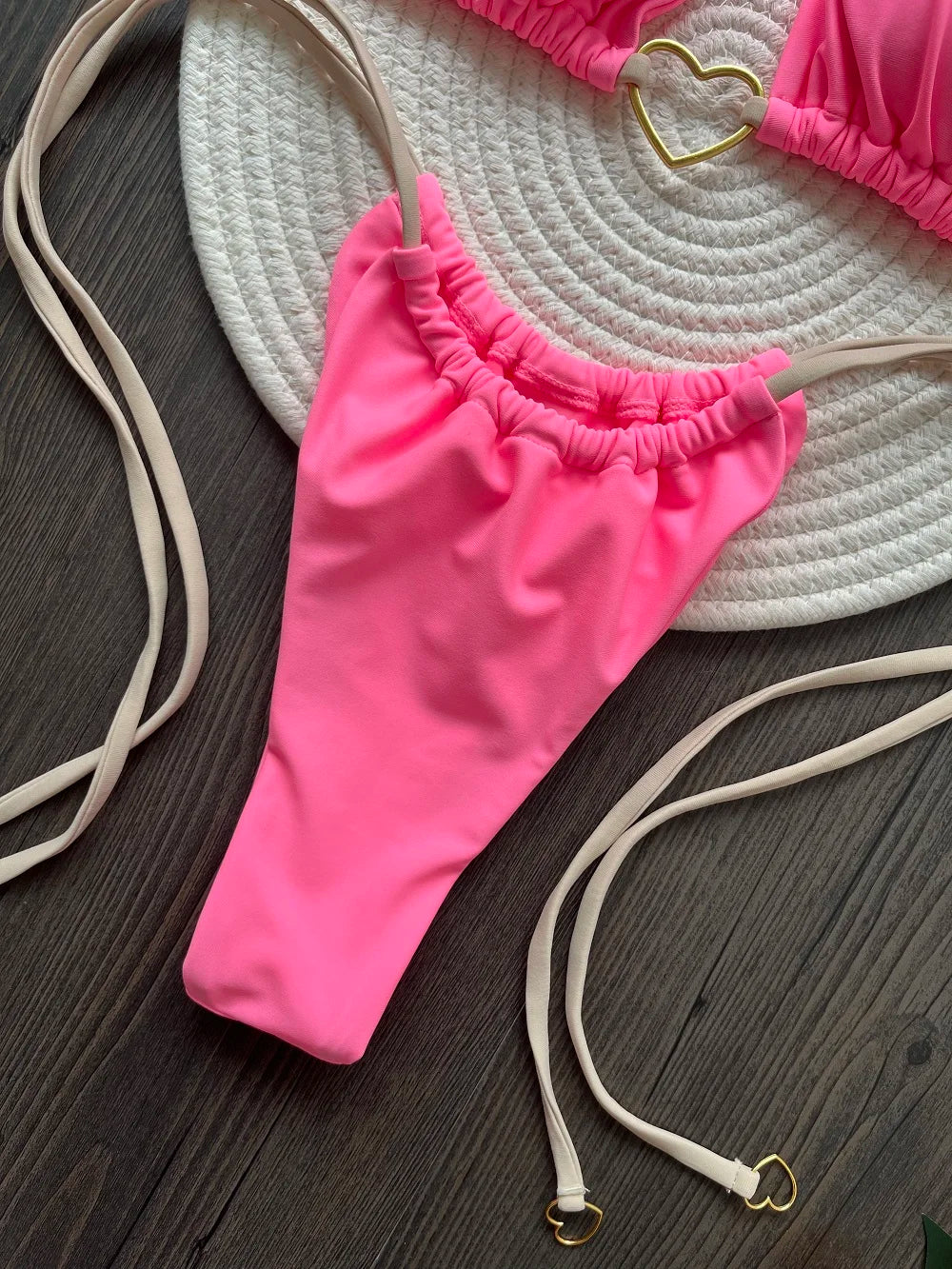 Carolina bikini
