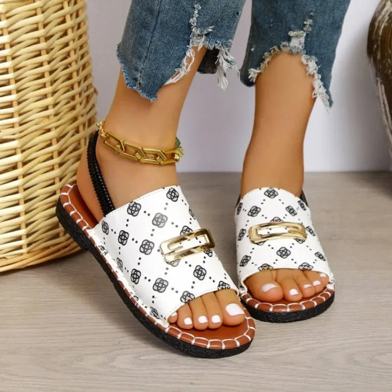 Strappy city sandals