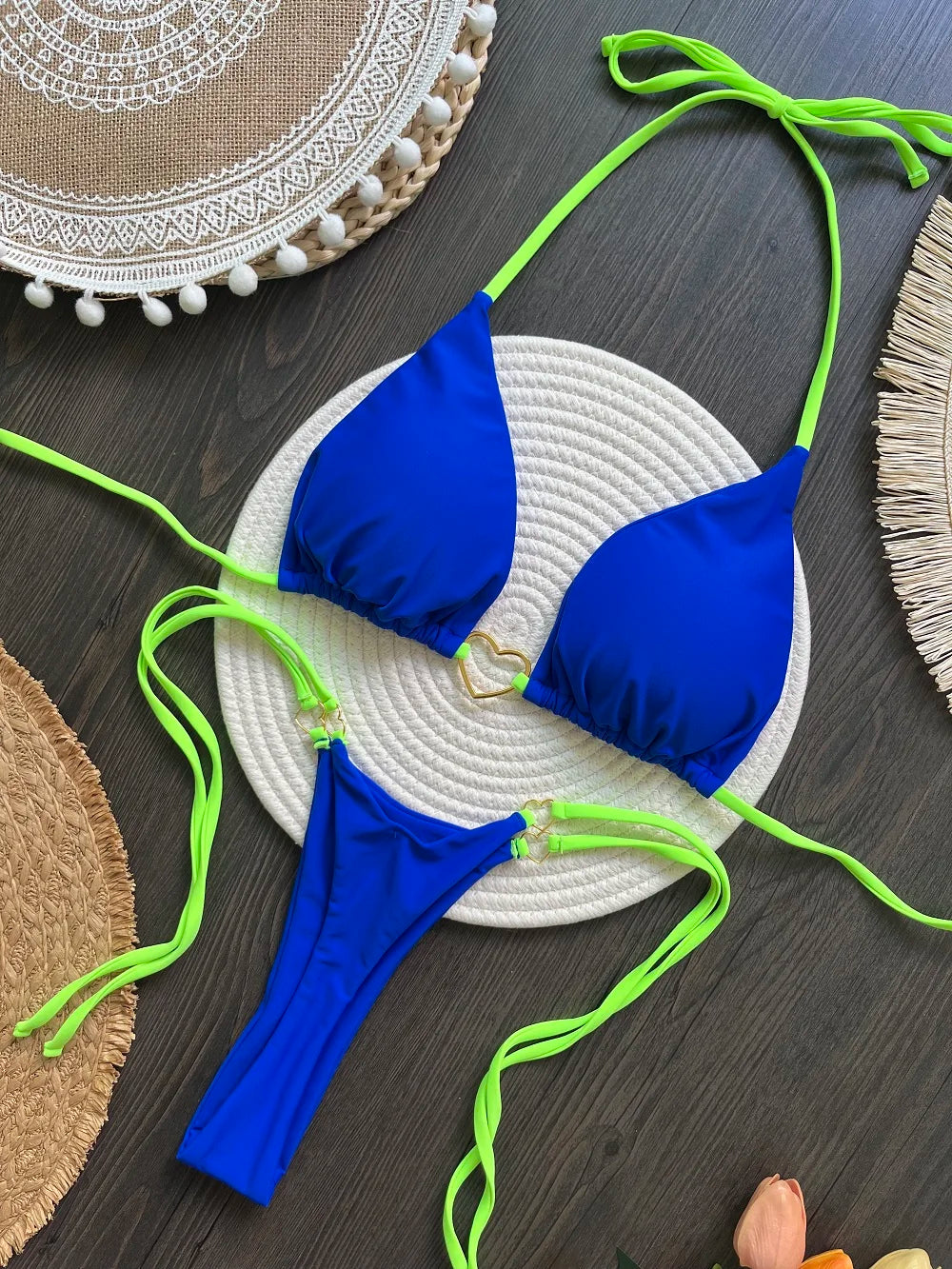 Carolina bikini
