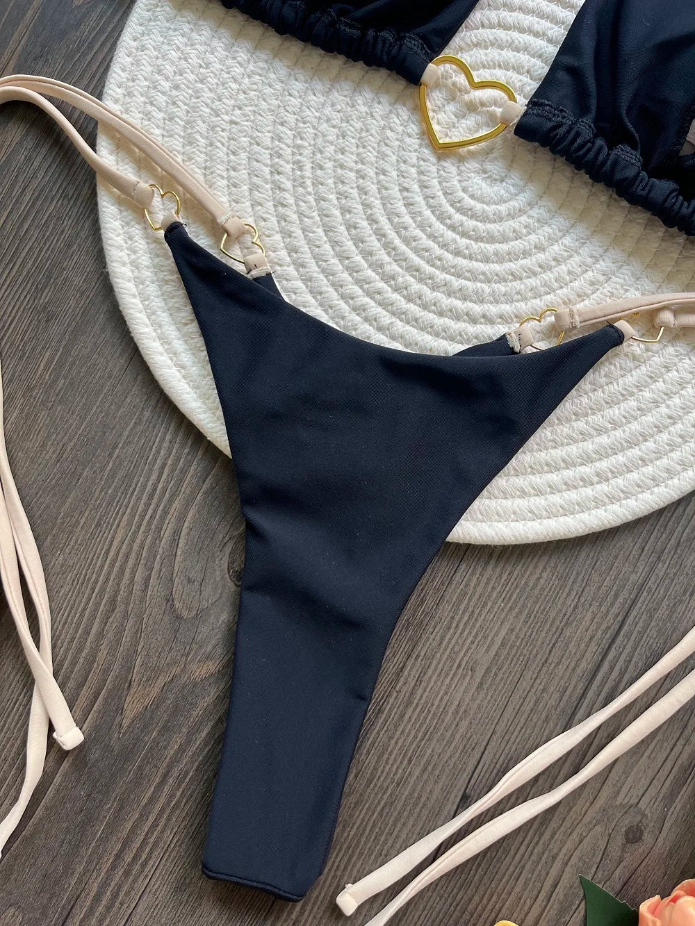 Carolina bikini