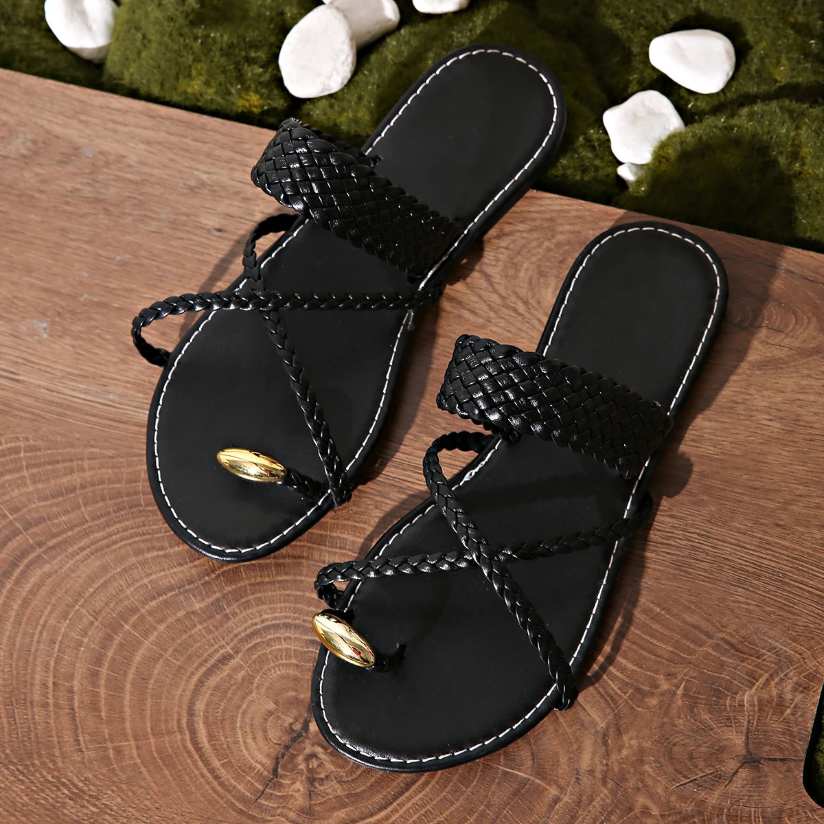 Gold threat sandals