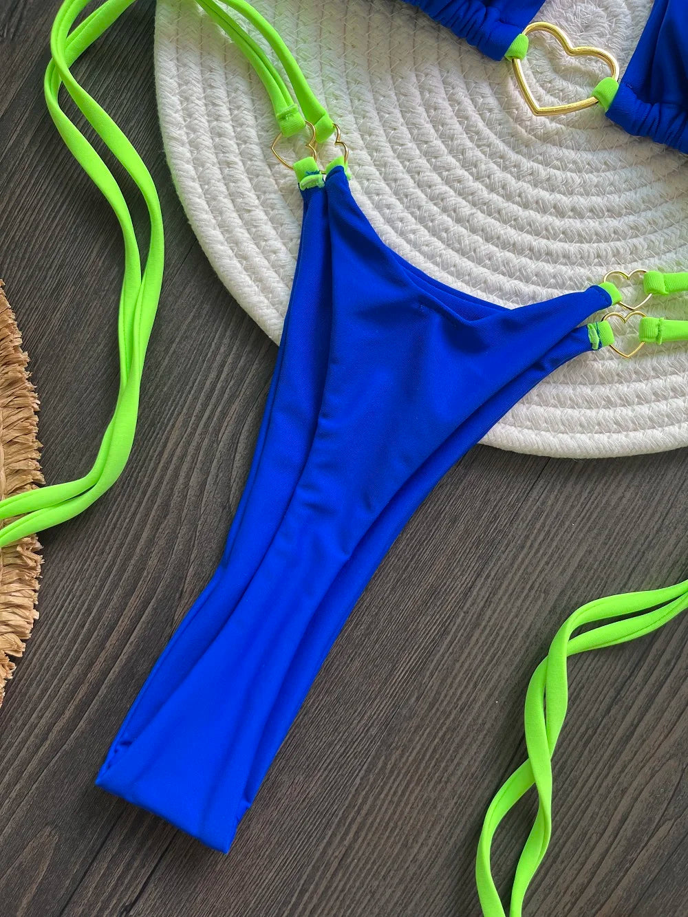 Carolina bikini