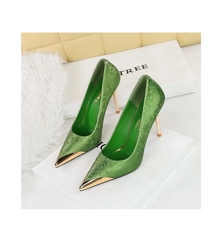 Ottawa heels