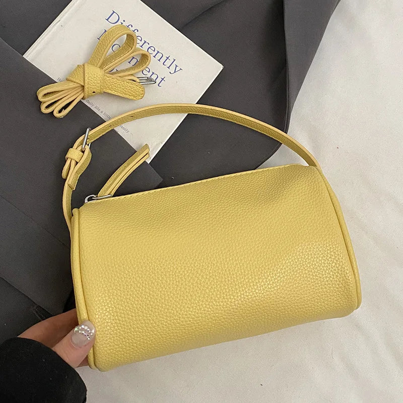 Simple Lychee  Armpit Bag