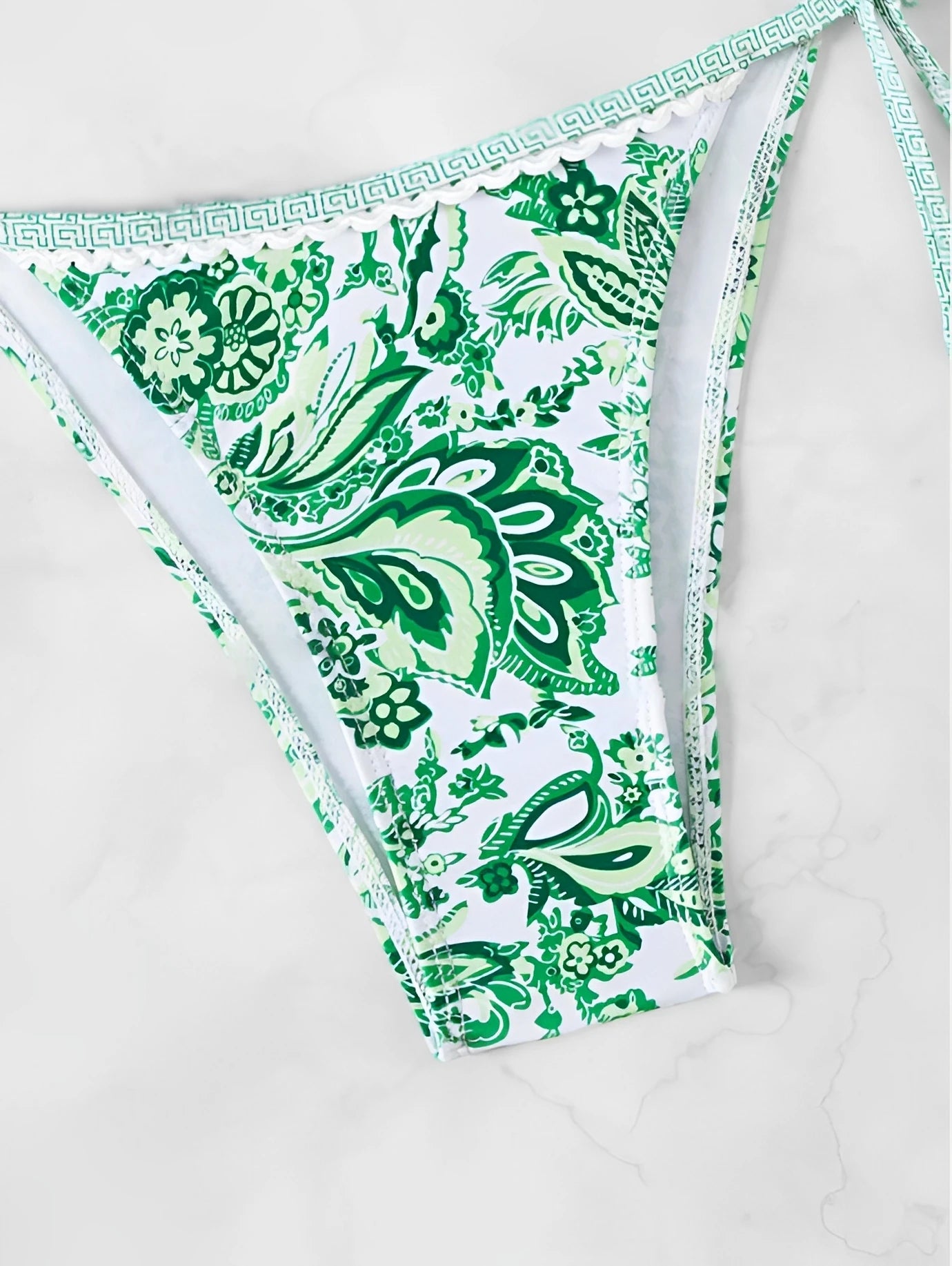 Norah bikini