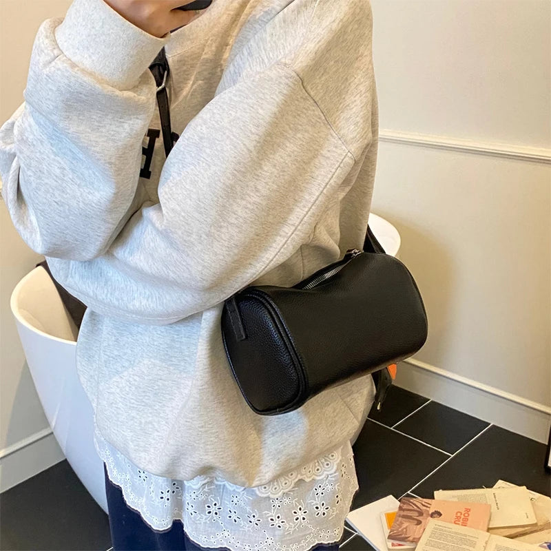 Simple Lychee  Armpit Bag