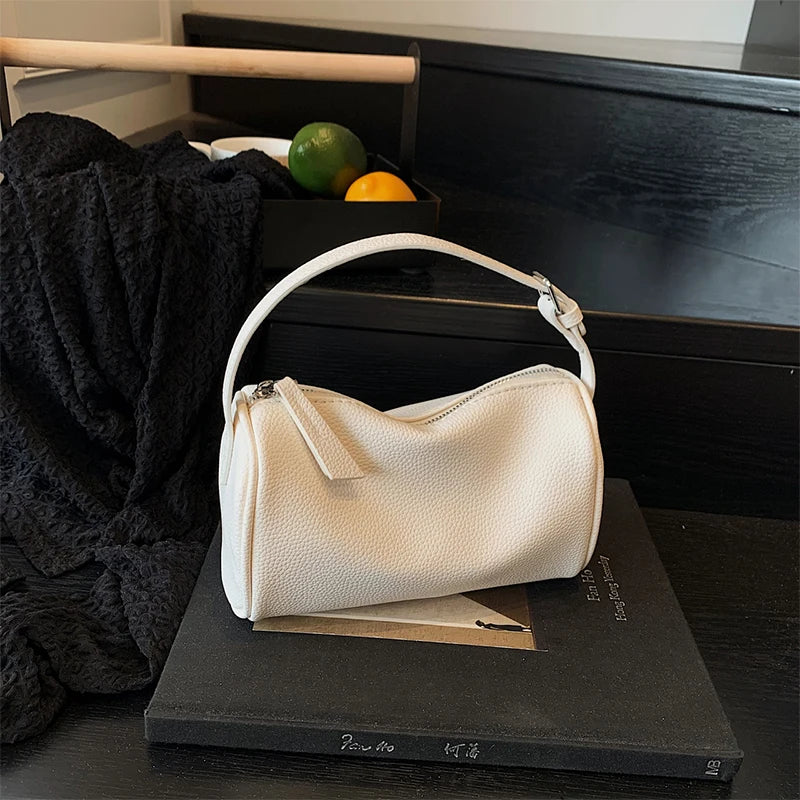 Simple Lychee  Armpit Bag
