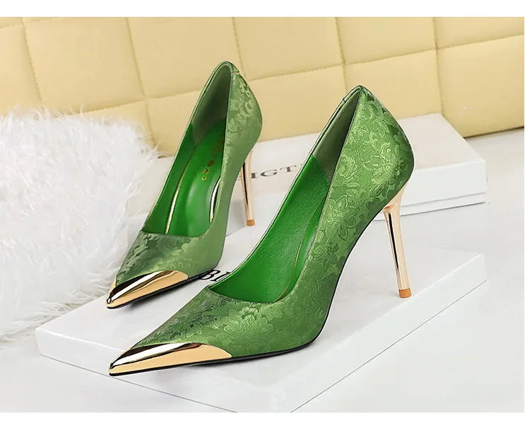 Ottawa heels